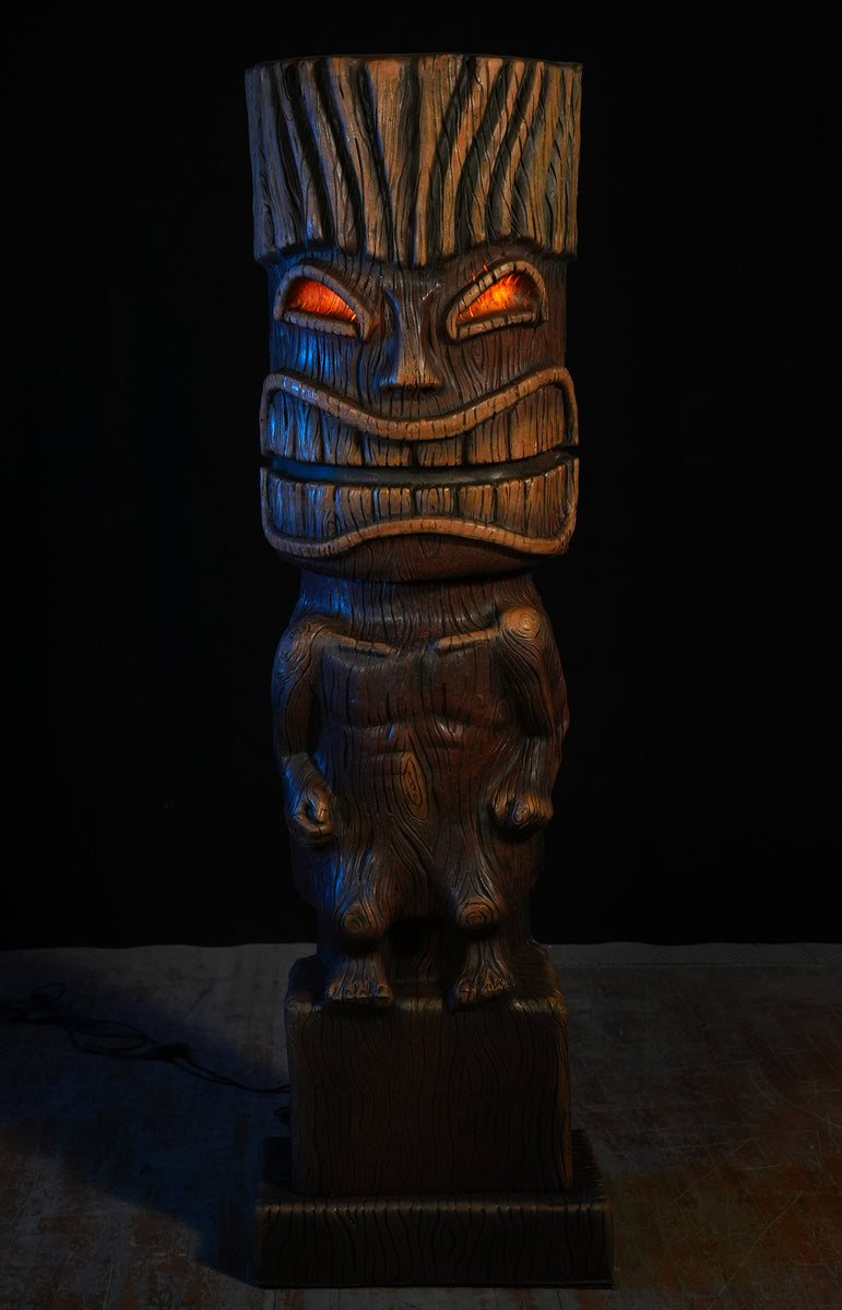 Tiki Statue Decoration for Party or Bar Stands 8 Feet Tall