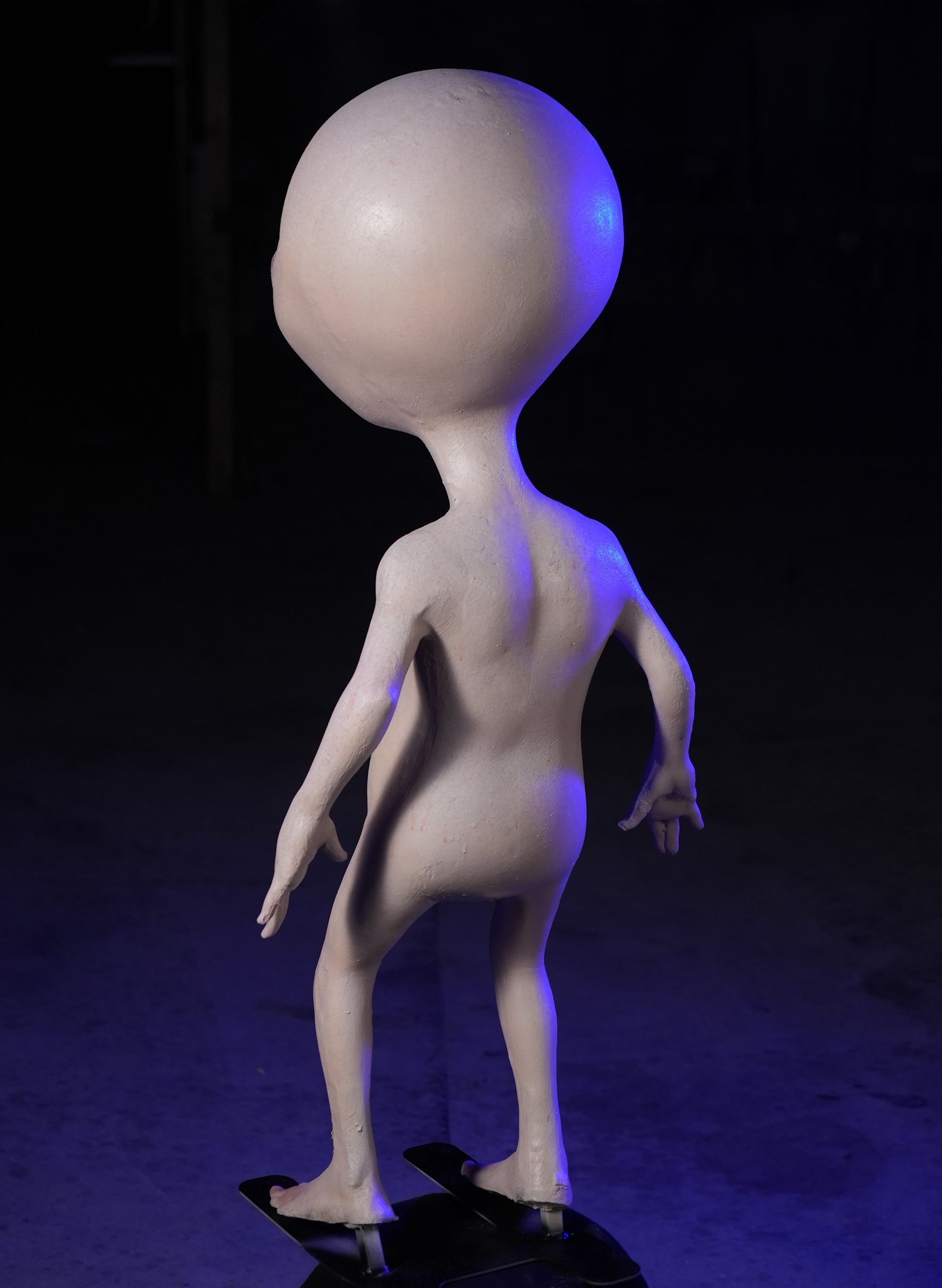 JET Alien Full-Body Standing Alien Prop For Sale At Distortions Unlimited