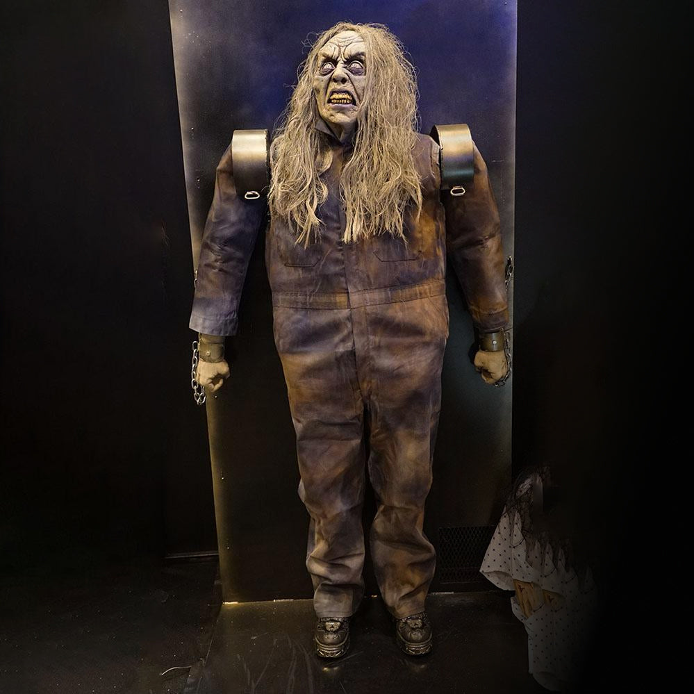 Zombie Shock Scare Prop for Haunted Houses and Halloween Events