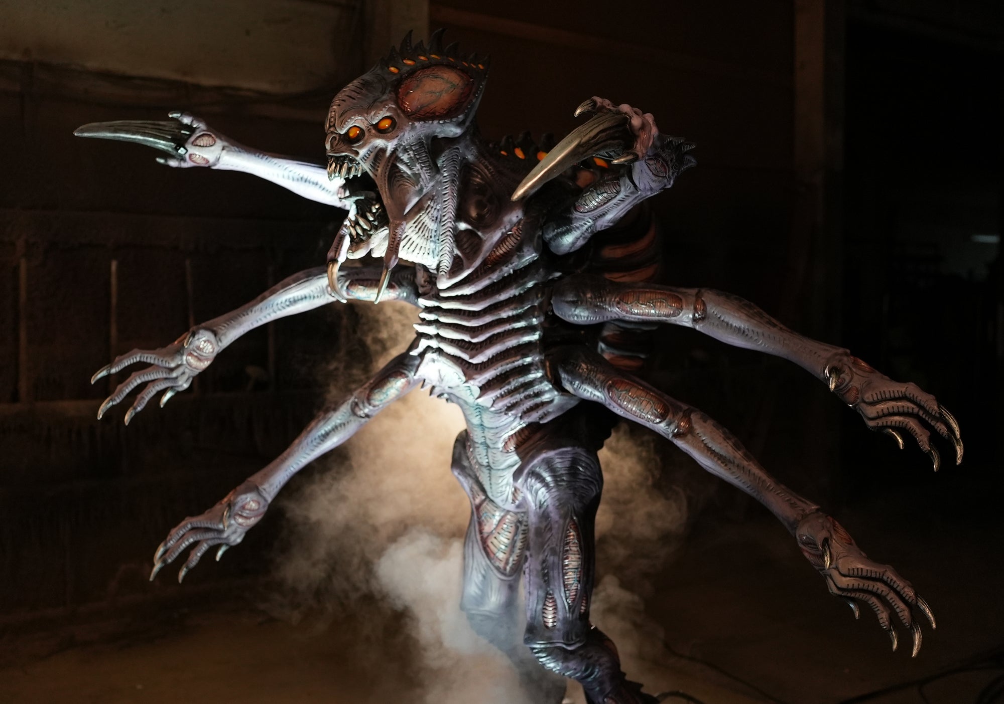Xenovore Animatronic Alien Horror Prop by Distortions Unlimited