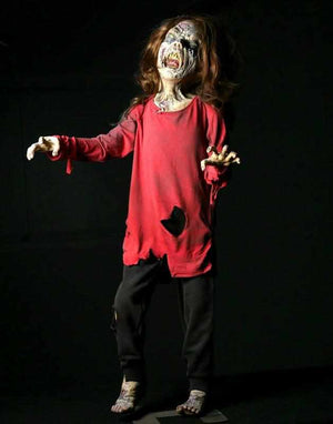 Dead Dawn creepy zombie girl standing prop