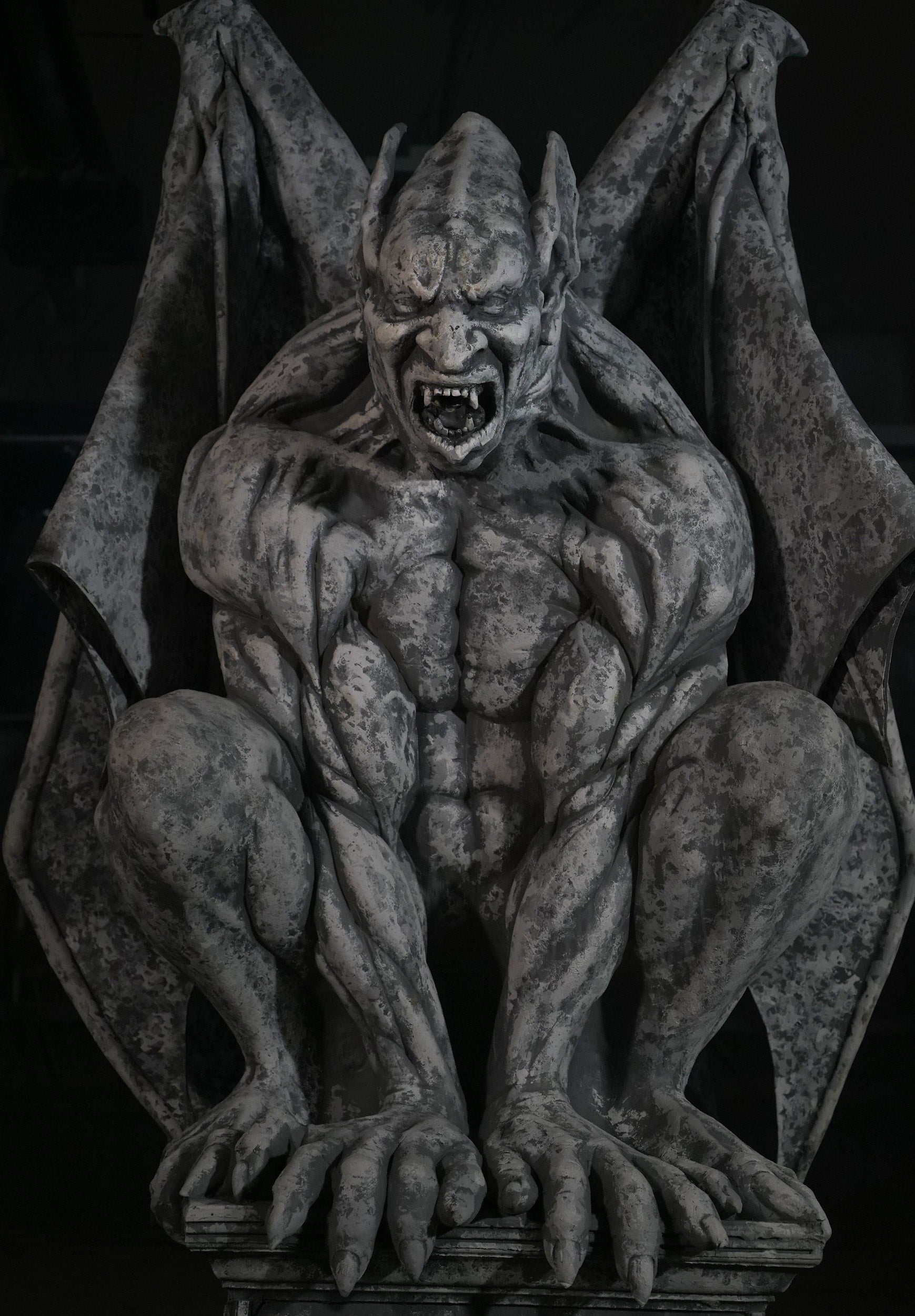 Stone Master Gargoyle Professional Animatronic Prop – Distortions Unlimited